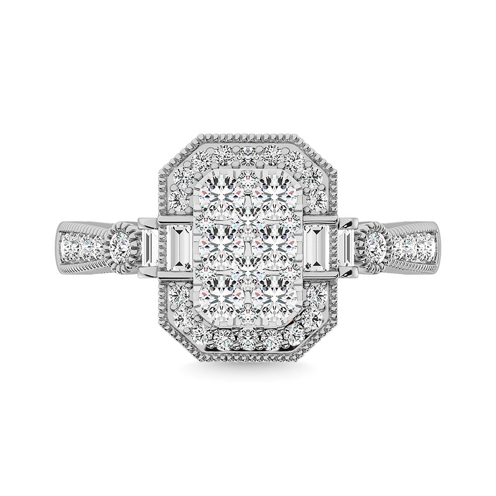 Diamond 7/8. Ct.Tw. Engagement Ring in 14K White Gold